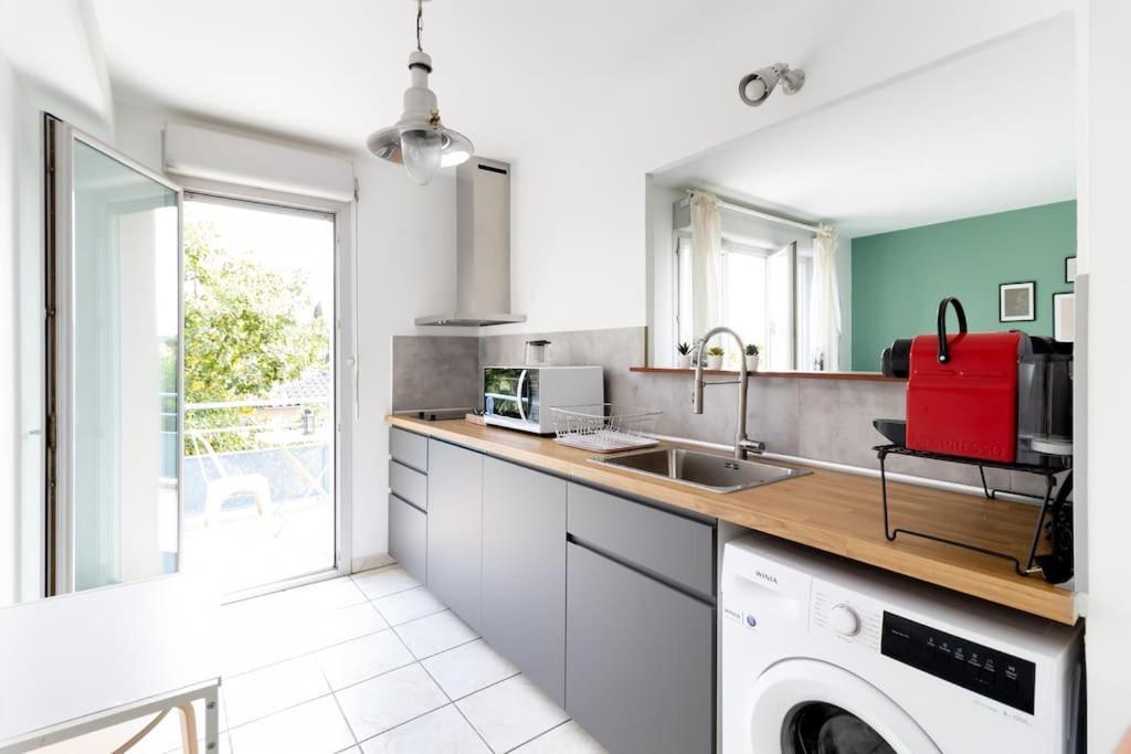 Beautiful Apartment With Terrace + Private Parking Toulouse Exterior photo