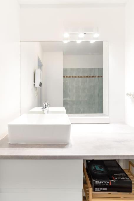 Beautiful Apartment With Terrace + Private Parking Toulouse Exterior photo